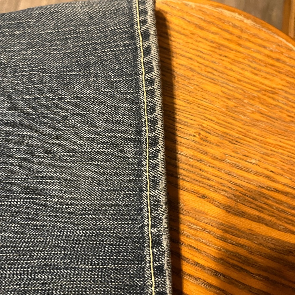 Silvers size 8 boot cut low rise good quality